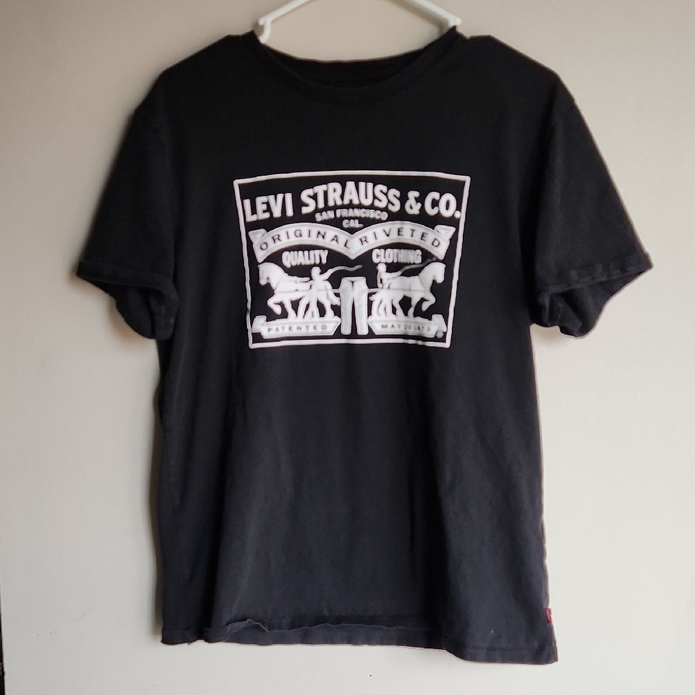 Levi's Charcoal Gray T-Shirt